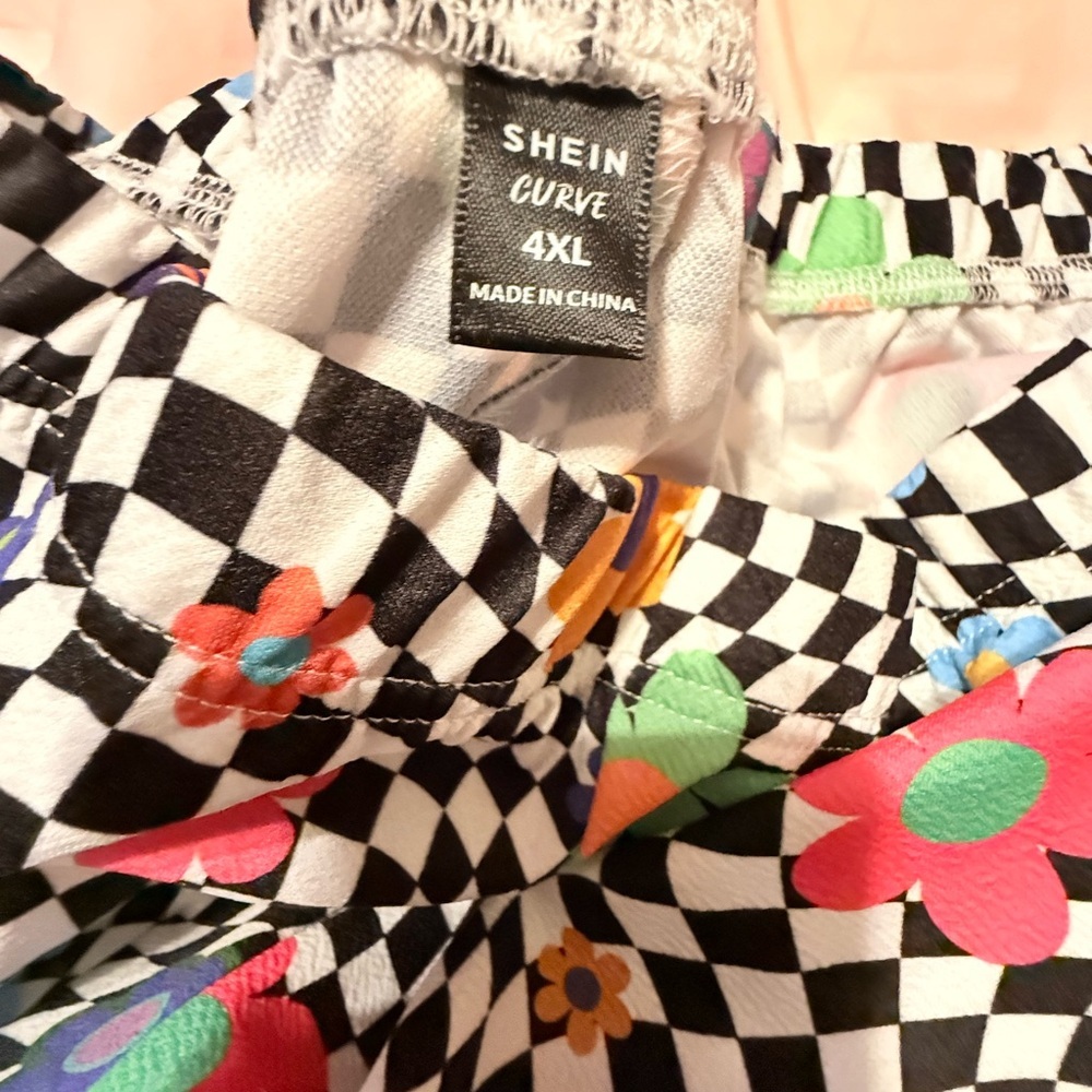 SHEIN checkered White and Black Textured Pant Set - Picture 5 of 6